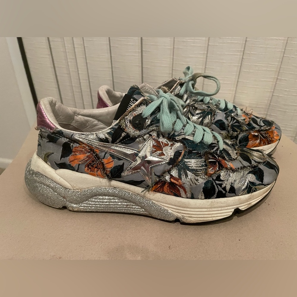 COPY - Authentic Golden Goose Running Sole size 39
